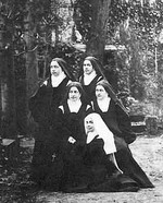 rodne sestre v karmelu Lisieux: Maria, Paulina, sv. Terezija, Celina in sestrična Guerin 